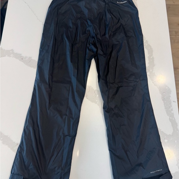 Men's COLUMBIA Black Relaxed Fit Joggers - Picture 8 of 12